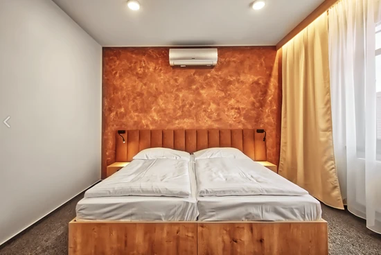 Restaurace a penzion Praha - služebn&iacute; cesta, ubytov&aacute;n&iacute; na jižn&iacute; Moravě